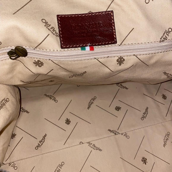 Old Angler Italian Leather Duffle Bag - Picture 5 of 7
